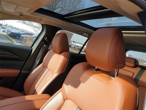 Used 2025 MAZDA CX-50 Meridian Edition w/ Apex Package image 6