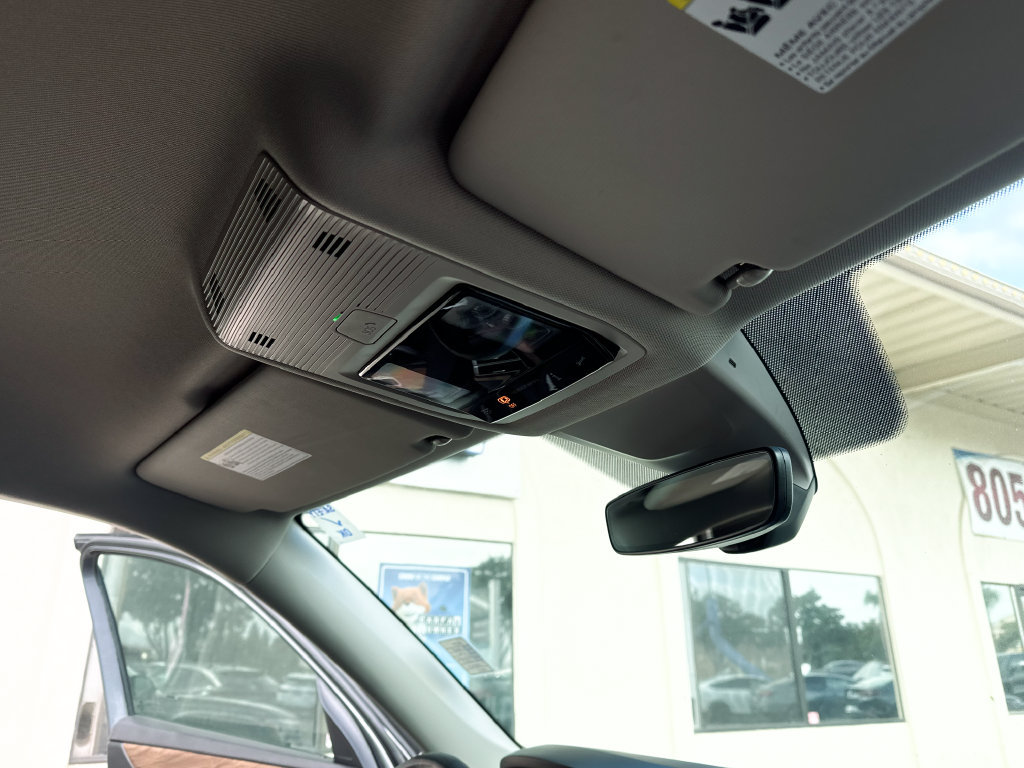 Used 2025 Volkswagen Atlas SE AWD/4WD image 21