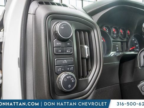 Used 2019 Chevrolet Silverado 1500 W/T AWD/4WD image 12
