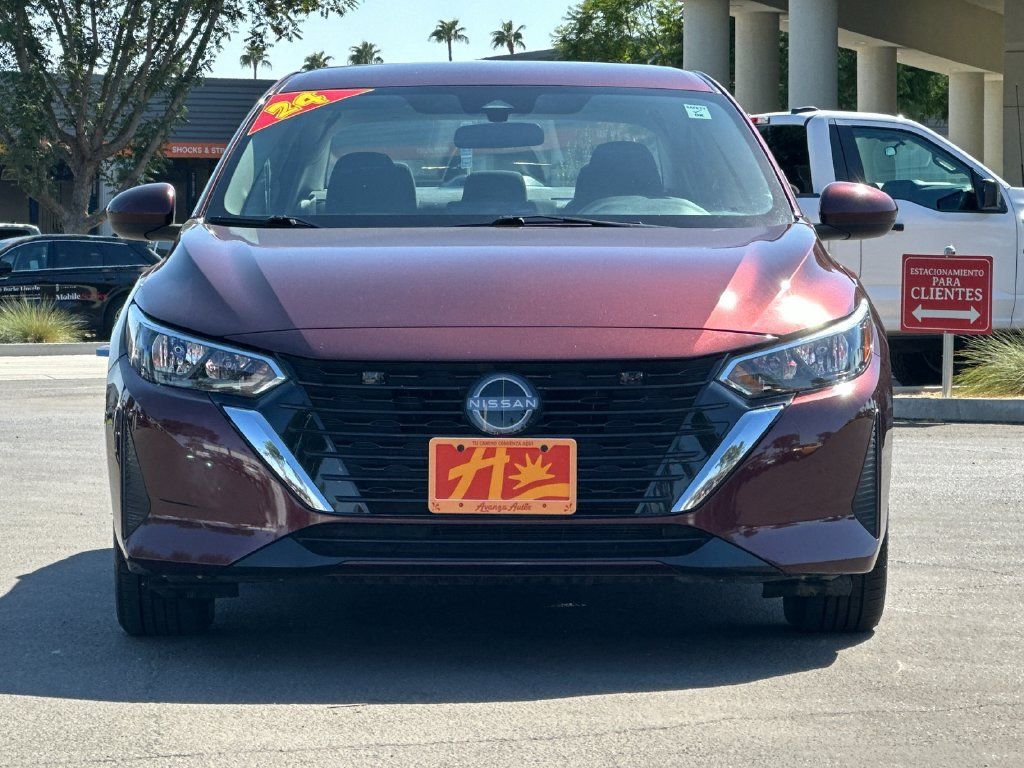 Used 2025 Nissan Sentra SV FWD image 8