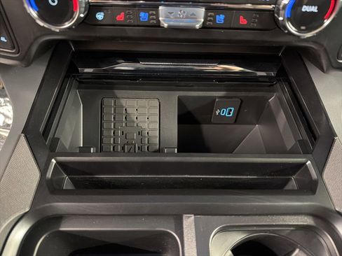 New 2026 Ford F250 Lariat w/ Black Appearance Package AWD/4WD image 15