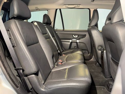 Used 2011 Volvo XC90 3.2 FWD image 26