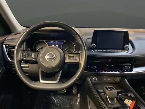 Used 2021 Nissan Rogue SL image 5