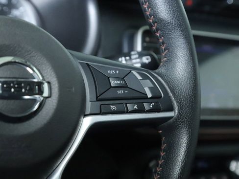 Used 2019 Nissan Kicks SR FWD image 23