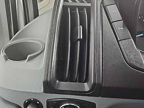 Used 2019 Ford Transit 150 XLT image 14