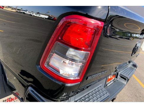 Used 2019 RAM 1500 Big Horn AWD/4WD image 30