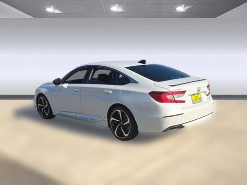 Used 2022 Honda Accord Sport image 3