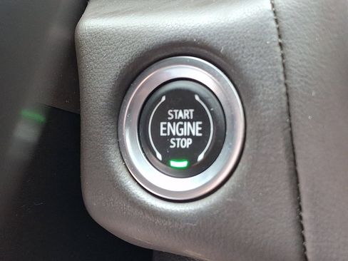Used 2022 GMC Yukon SLT w/ SLT Premium Package AWD/4WD image 26