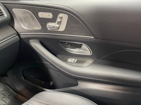 Used 2026 Mercedes-Benz GLS 450 4MATIC image 27