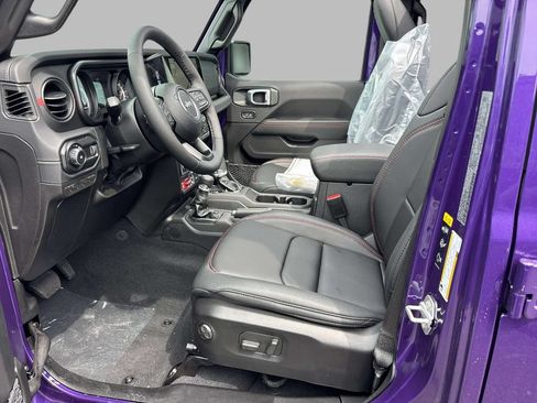 New 2026 Jeep Wrangler Unlimited Rubicon AWD/4WD image 9