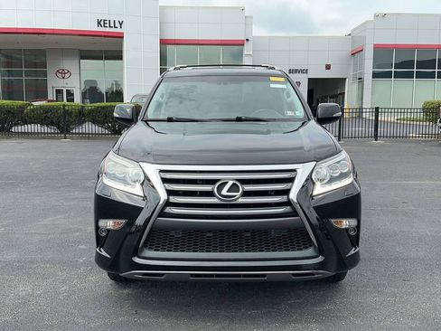Used 2017 Lexus GX 460 Premium w/ Premium Package AWD/4WD image 2