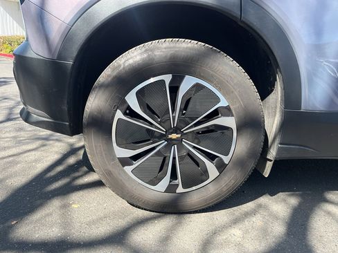 Used 2024 Chevrolet Blazer EV LT image 13