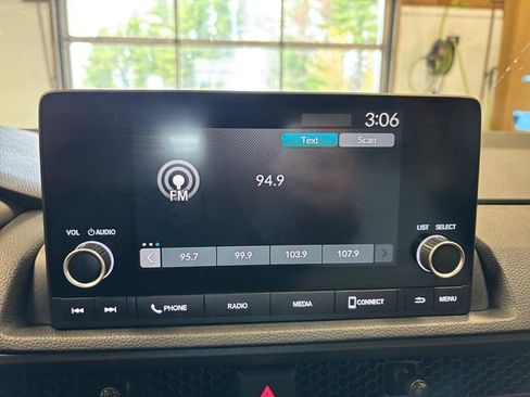 Used 2023 Honda CR-V LX image 19