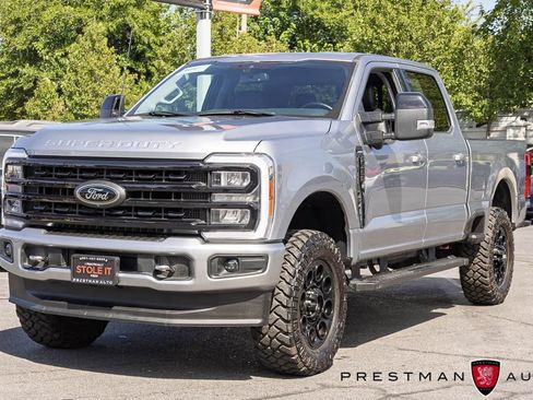 Used 2023 Ford F350 Lariat w/ Black Appearance Package AWD/4WD image 20