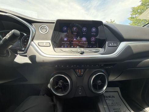 Used 2021 Chevrolet Blazer LT w/ Midnight/Sport Edition FWD image 22