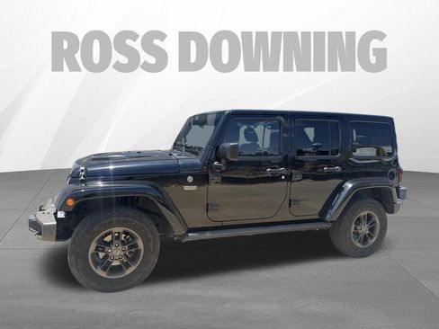Used 2016 Jeep Wrangler Unlimited Sahara AWD/4WD image 2
