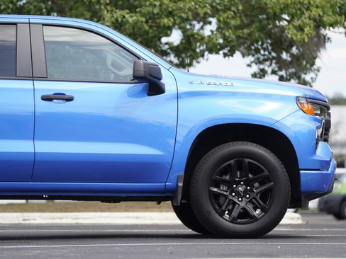 New 2025 Chevrolet Silverado 1500 Custom AWD/4WD image 5