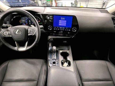 Used 2024 Lexus NX 250 FWD image 15