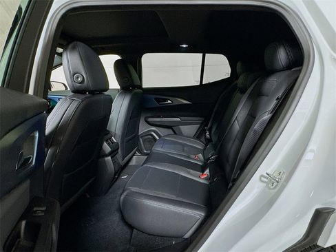 New 2025 Chevrolet Equinox EV LT w/ Convenience Package II image 13