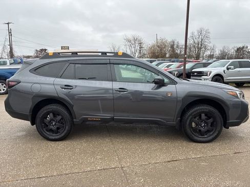 Used 2025 Subaru Outback Wilderness w/ Wilderness Package image 12