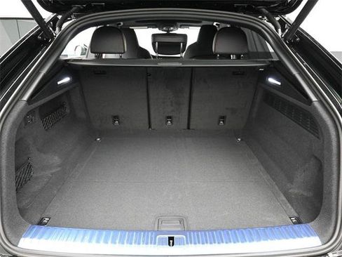 New 2026 Audi Q8 Prestige image 12