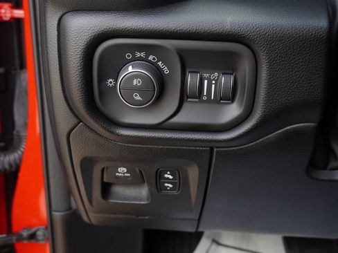 Used 2025 RAM 1500 Big Horn AWD/4WD image 22