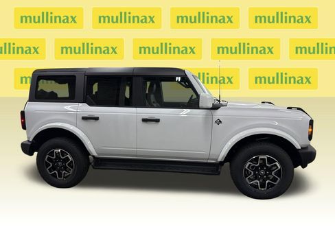 New 2026 Ford Bronco Outer Banks image 2