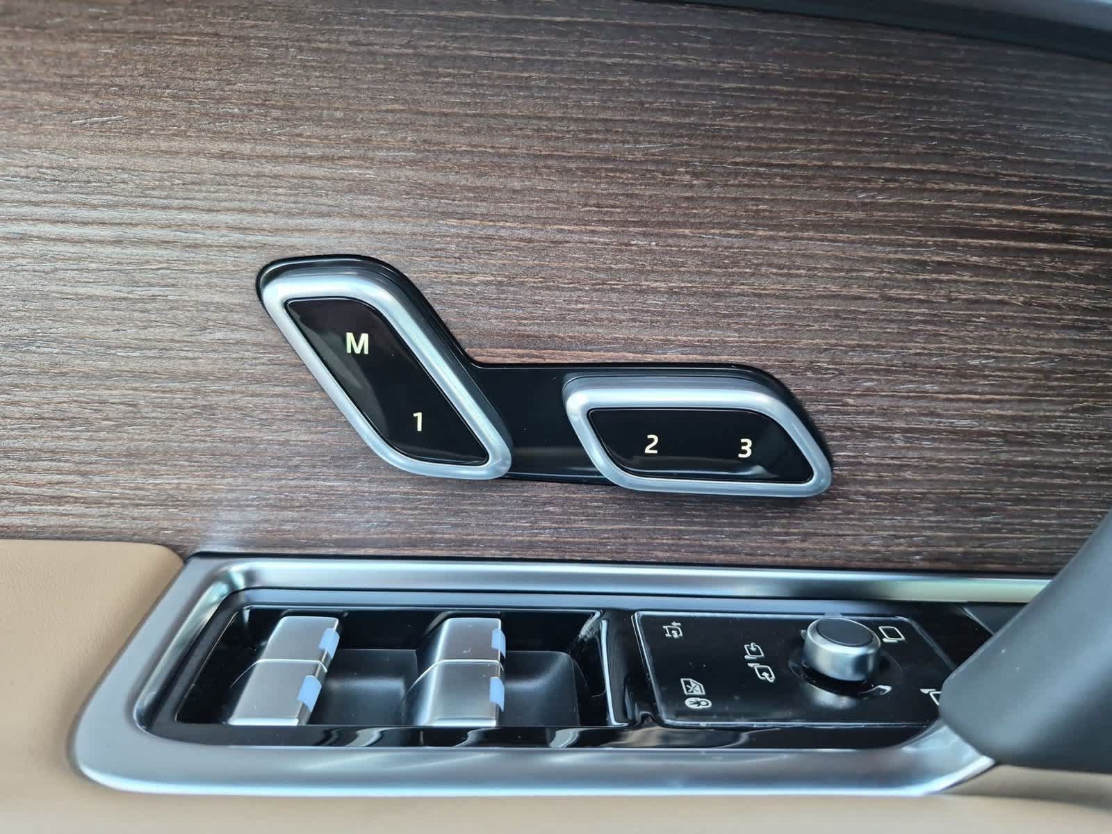 New 2027 Land Rover Range Rover SE AWD/4WD image 17