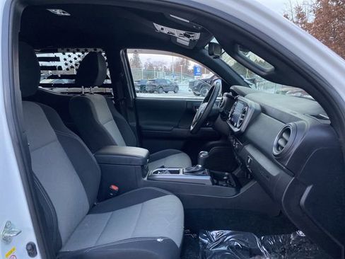 Used 2020 Toyota Tacoma 4x4 Double Cab image 27