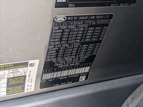 Used 2020 Land Rover Discovery HSE Luxury image 26