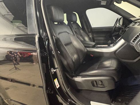 Used 2018 Land Rover Range Rover Sport HSE AWD/4WD image 40
