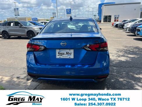 Used 2024 Nissan Versa SR FWD image 6