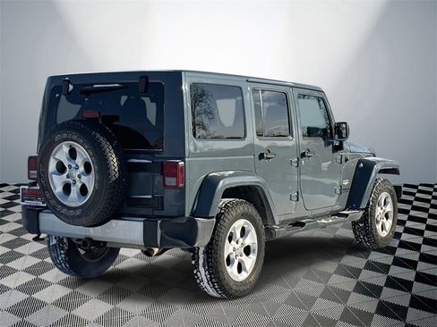 Used 2014 Jeep Wrangler Unlimited Sahara w/ Dual Top Group image 6