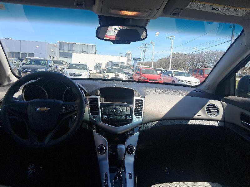 Used 2016 Chevrolet Cruze LS FWD image 25