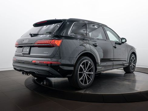 Certified 2024 Audi Q7 3.0T Premium Plus AWD/4WD image 4