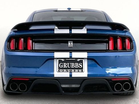 Used 2019 Ford Mustang Shelby GT350 w/ Technology Package RWD image 6