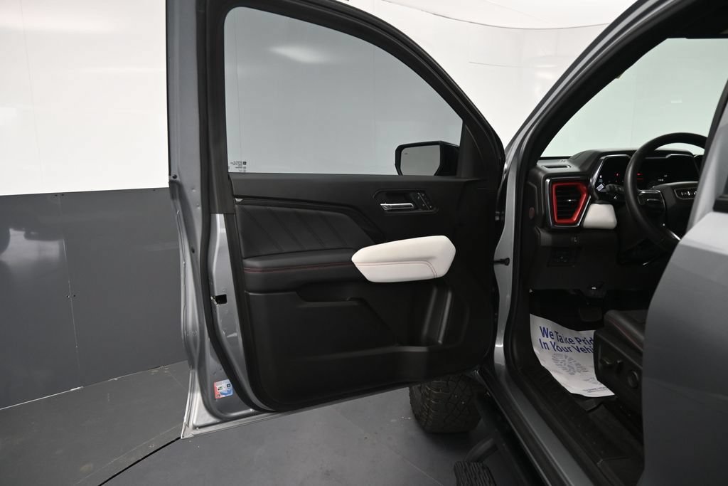 Used 2024 GMC Canyon AT4X w/ AT4X AEV Edition AWD/4WD image 26