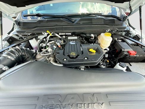 New 2026 RAM 5500 Tradesman AWD/4WD image 34