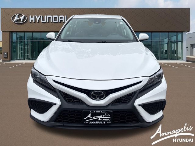 Used 2021 Toyota Camry SE FWD image 8