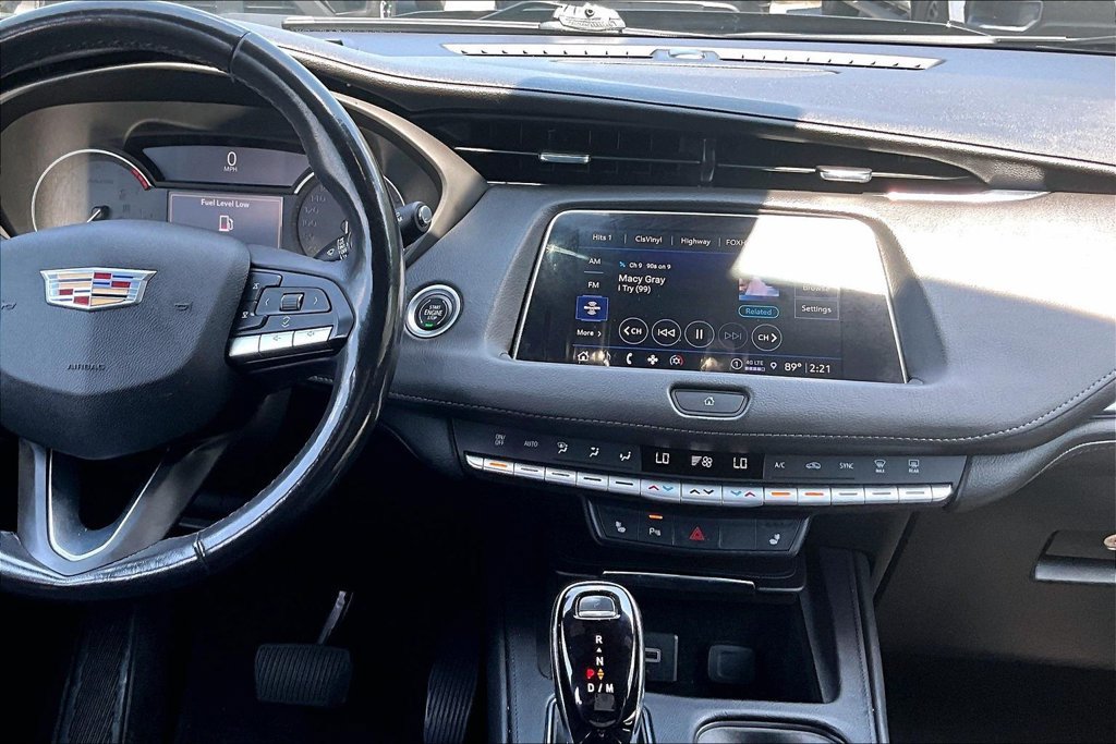 Used 2023 Cadillac XT4 Luxury AWD/4WD image 9