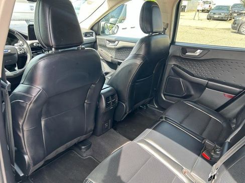 Used 2020 Ford Escape SEL image 14