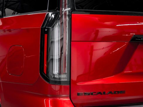 Used 2025 Cadillac Escalade V w/ LPO, ONYX Package AWD/4WD image 53