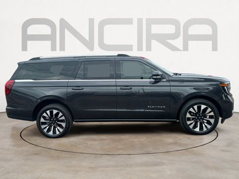 Used 2025 Ford Expedition Max Platinum w/ Driver's Package AWD/4WD image 11