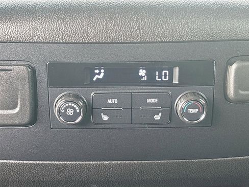 Used 2017 Chevrolet Tahoe Premier image 28