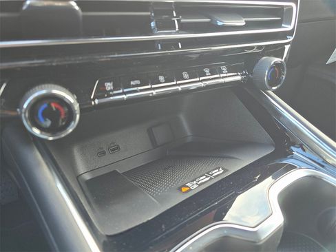 New 2026 Chevrolet Traverse LT image 30