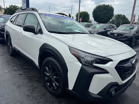Used 2024 Subaru Outback Onyx Edition AWD/4WD image 8