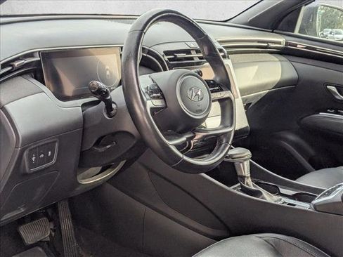 Used 2022 Hyundai Santa Cruz Limited image 2