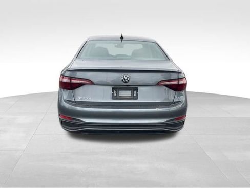 Used 2024 Volkswagen Jetta S FWD image 6
