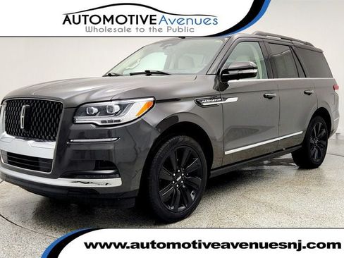 Used 2024 Lincoln Navigator Black Label AWD/4WD image 1