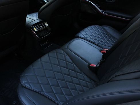 Used 2022 Mercedes-Benz S 500 4MATIC image 20